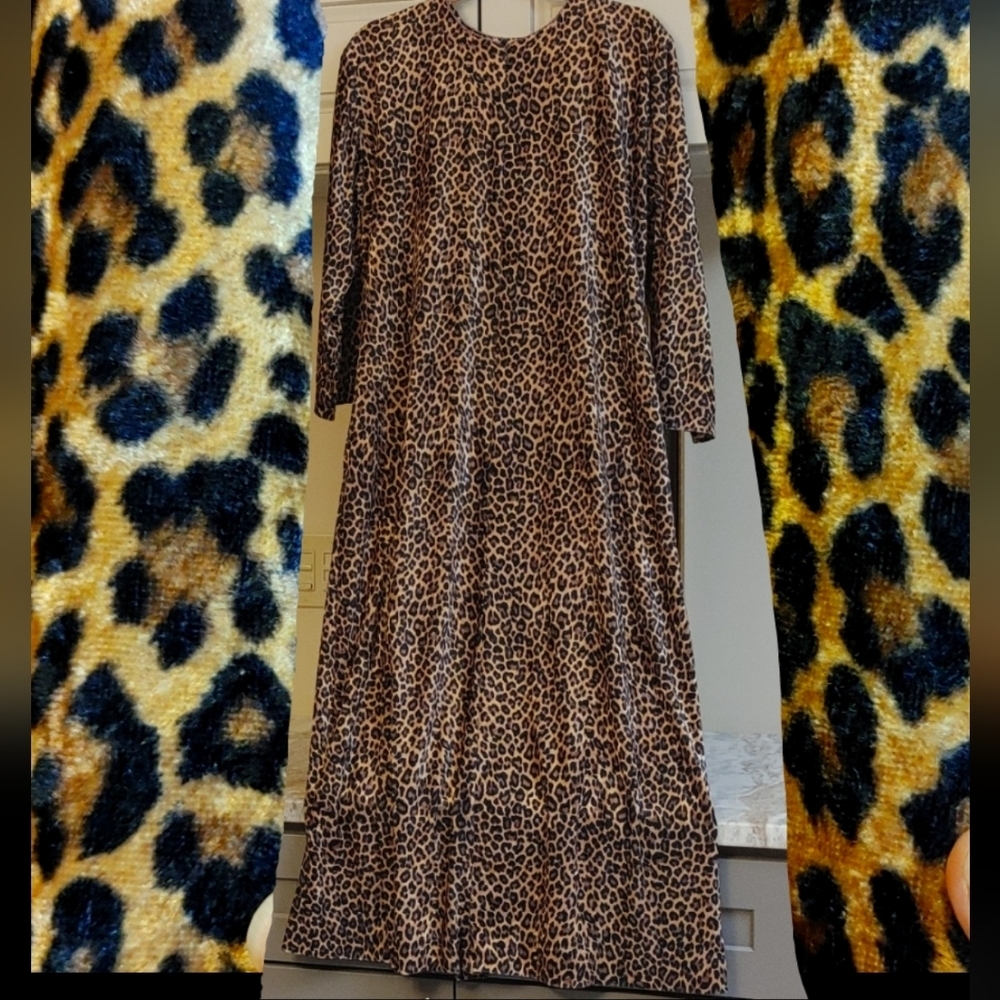 VTG Ruth Norman New York Velour Animal Print Caftan M/L - Picture 7 of 17